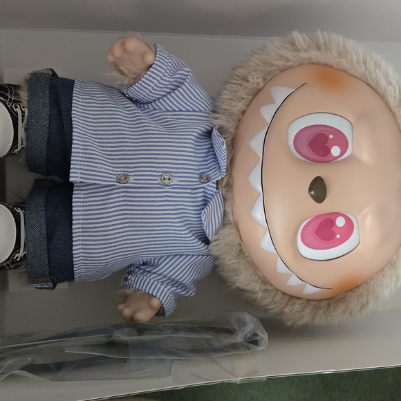 Popmart Labubu Flip With Me - Picture 2 of 9